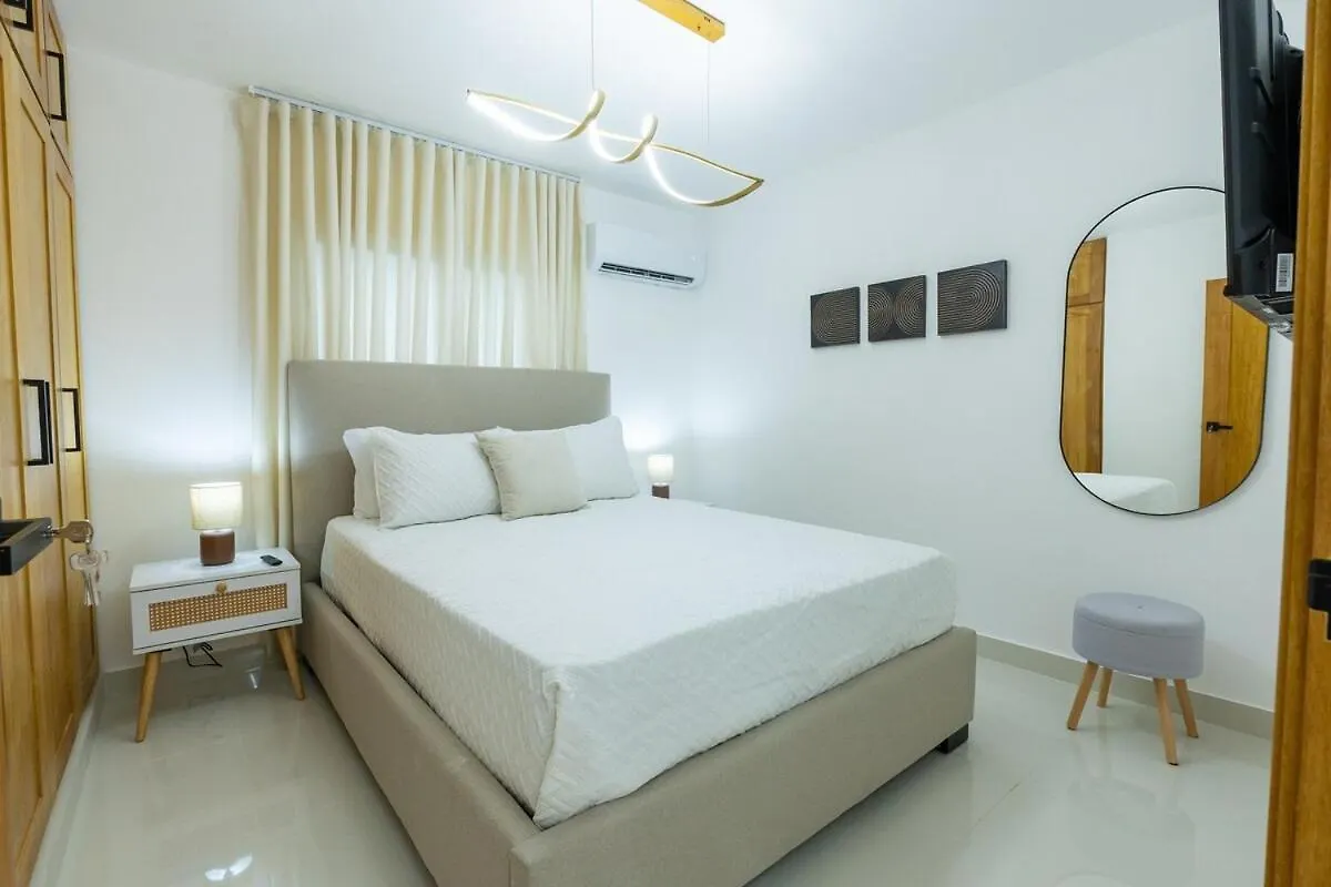 Modern 3Br! 9Fl, King Bed! Sti!, Apartment Santiago De Los Caballeros
