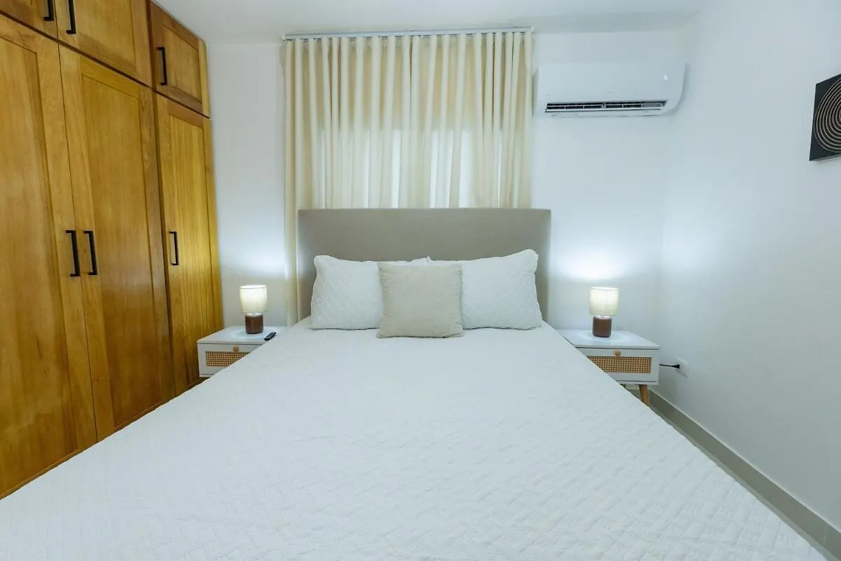 Modern 3Br! 9Fl, King Bed! Sti!, Apartment Santiago De Los Caballeros